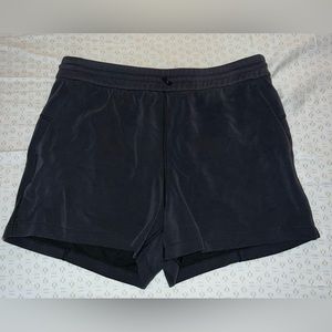 Lululemon Softstreme High-Rise Short 4”